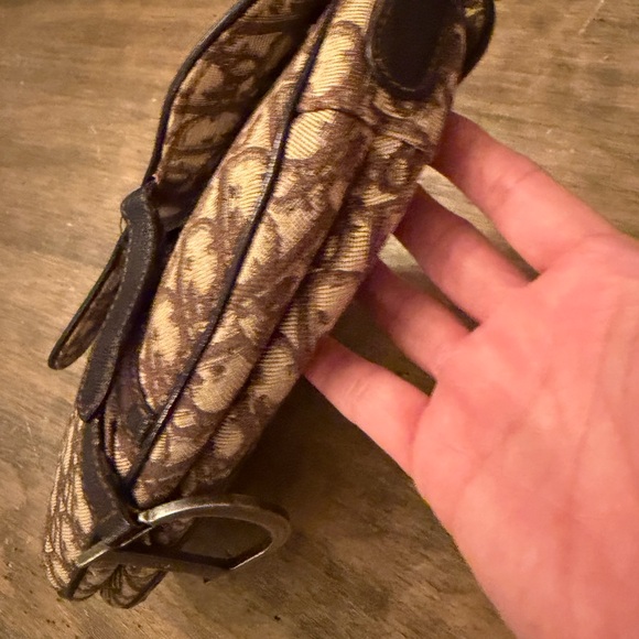 2000 Vintage Christian Dior Oblique Saddle Bag in brown canvas with leather trim - Picture 9 of 16